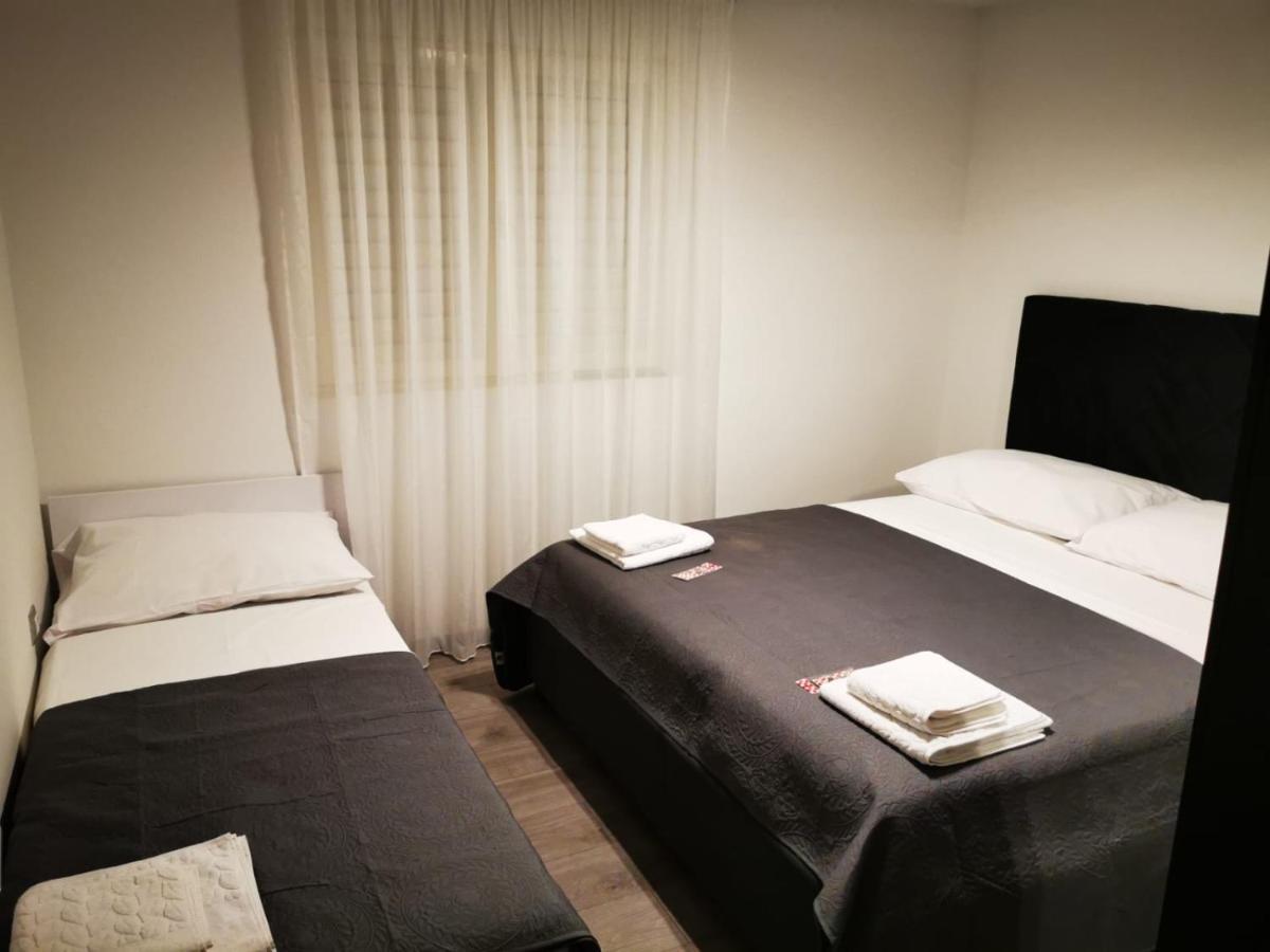 Apartment Vista Оміш Екстер'єр фото