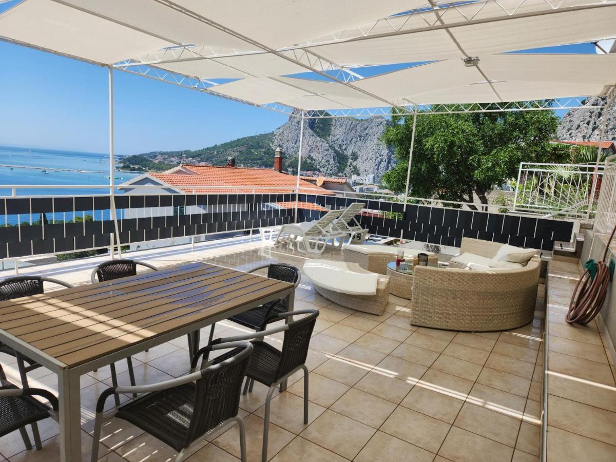 Apartment Vista Оміш Екстер'єр фото